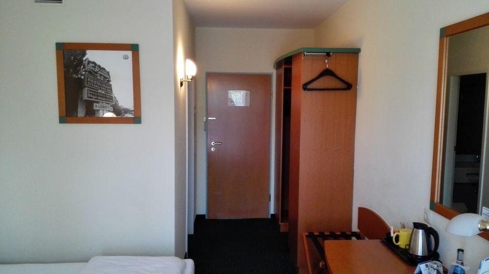 Trip Inn Hotel Dasing-Augsburg Exterior photo