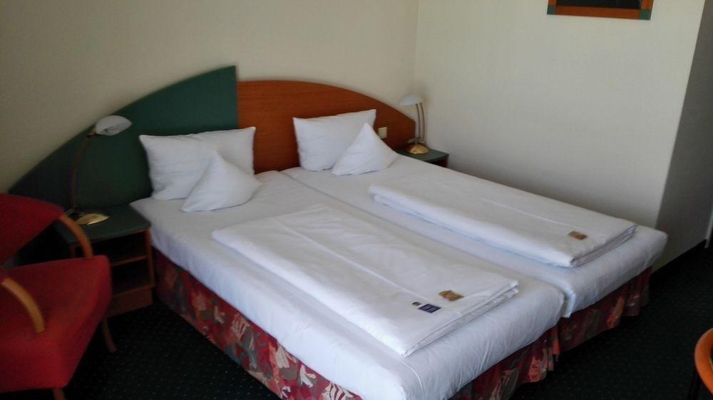 Trip Inn Hotel Dasing-Augsburg Exterior photo